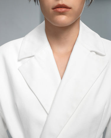 Ivory denim jacket dress collar with long lapels and smooth V-neck