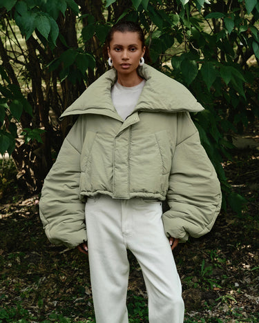 Light green puffer jacket with turn-down collar, front zip, relaxed fit