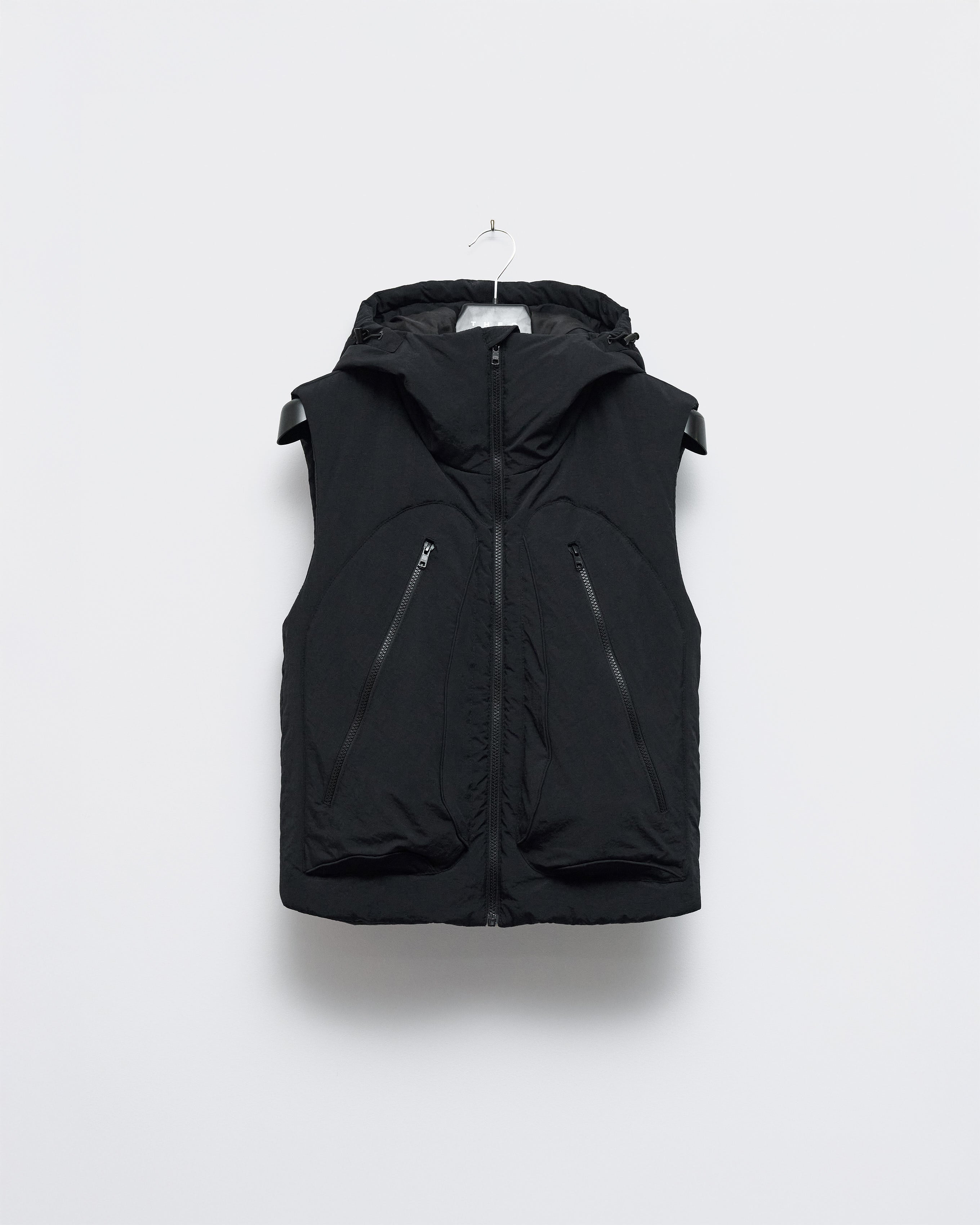 HOODED VEST