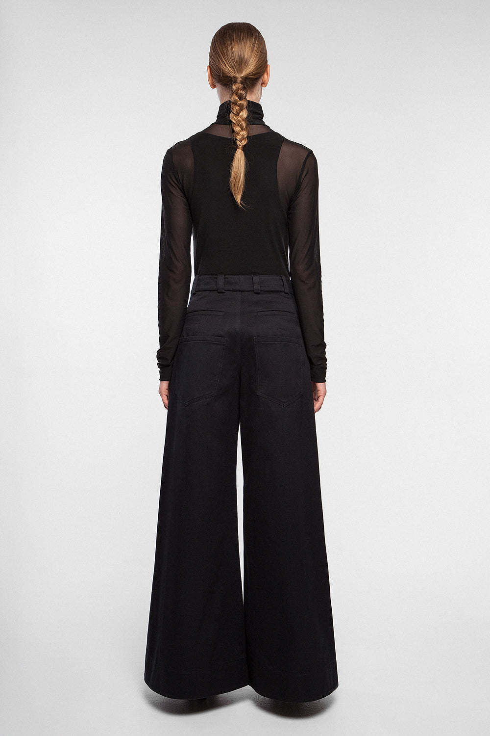 WIDE LEG TROUSERS WITH TONE ON TONE FINISHING