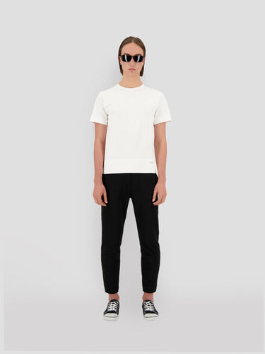 White short-sleeve jersey T-shirt with crew neck and small chest logo
